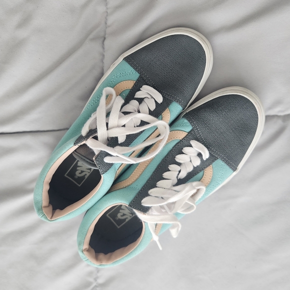 Vans Teal and Gray Shoes with White Laces - Picture 2 of 4